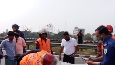 তাদের লাশ উদ্ধার করেছে পুলিশ