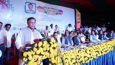 চট্টগ্রাম সিটি করপোরেশন আয়োজিত অমর একুশে বই মেলায় ‘মহান একুশে স্মারক সম্মাননা পদক’ প্রদান অনুষ্ঠানে হাছান মাহমুদ