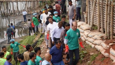 পরিচ্ছন্নতা অভিযানে ডিএনসিসিকে সহায়তা করেছে স্বেচ্ছাসেবী সংগঠন বিডি ক্লিনের দেড় হাজারের বেশি স্বেচ্ছাসেবী