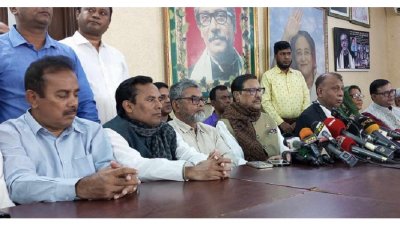 বক্তব্য রাখছেন ওবায়দুল কাদের