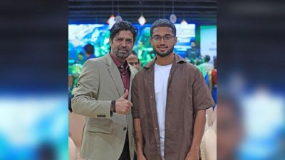 বাবা হালিম শাহের সঙ্গে কাজেম