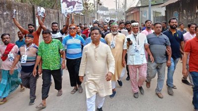 গণসংযোগকালে মেয়র প্রার্থী নিজাম উদ্দিন কায়সার
