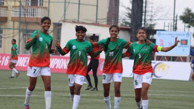 ৫ মিনিটে প্রীতির জোড়ায় নেপালকে হারিয়ে বাংলাদেশের দারুণ শুরু