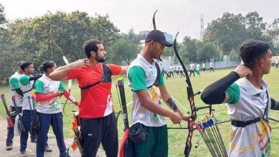 অনুশীলনে আর্চাররা