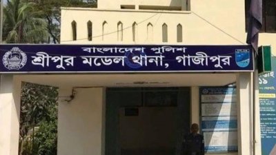 সড়কে ডাকাতির সময় হামলায় ২ পুলিশ সদস্য আহত