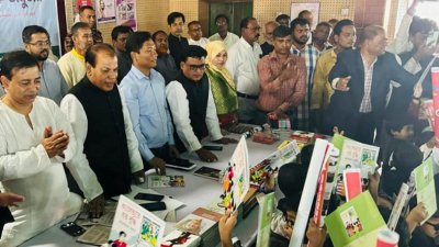 শিশু-কিশোরদের মাঝে বঙ্গবন্ধুর জীবনী, স্বাধীনতা ও মুক্তিযুদ্ধ বিষয়ক বই