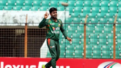 নেদারল্যান্ডস সিরিজ থেকে সরে দাঁড়ালেন মিরাজ!