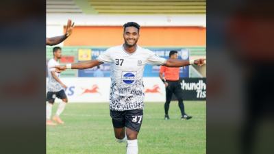 শেষ মুহূর্তে গোল করেন বদলি জাফর ইকবাল।