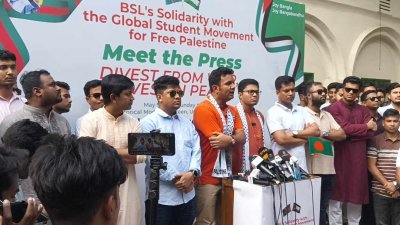 সংবাদ সম্মেলনে বক্তব্য রাখছেন ছাত্রলীগের সভাপতি সাদ্দাম হোসেন