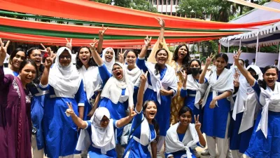 রেজাল্ট পাওয়ার পর শিক্ষার্থীদের উচ্ছ্বাস (ফাইল ছবি)