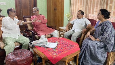 আ স ম রবের বাসায় মির্জা ফখরুল ইসলাম আলমগীর