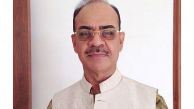 বেসামরিক বিমান পরিবহন ও পর্যটনমন্ত্রী মুহাম্মদ ফারুক খান (ফাইল ফটো)