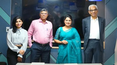 চুক্তি সই অনুষ্ঠানে অতিথিরা