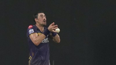 মিচেল স্টার্ক।
