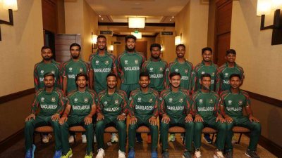 নতুন জার্সিতে বাংলাদেশ দল।