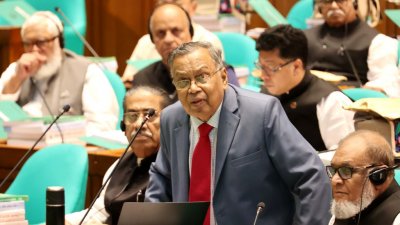 বাজেট উপস্থাপন করছেন অর্থমন্ত্রী আবুল হাসান মাহমুদ (ছবি: ফোকাস বাংলা)