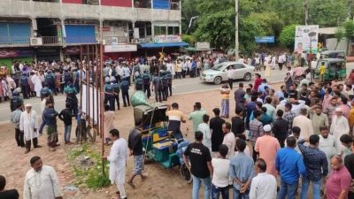 চট্টগ্রামের আওয়ামী লীগের দুই গ্রুপের মিছিলে সংঘর্ষ