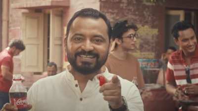 বিজ্ঞাপনে শরাফ আহমেদ জীবন