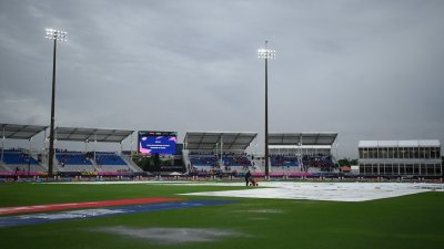 টানা বৃষ্টিতে ভেসে গেছে ম্যাচ।