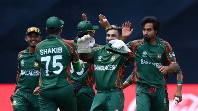 সুপার এইটের লক্ষ্যে নামছে বাংলাদেশ।