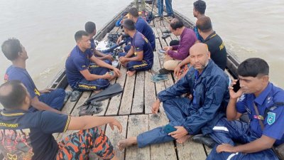নিখোঁজদের সন্ধানে উদ্ধার অভিযান দ্বিতীয় দিনের মতো শেষ হয়েছে