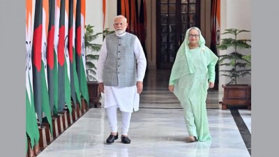 বৈঠকের আগে দুই দেশের প্রধানমন্ত্রী (ছবি: ফোকাস বাংলা)