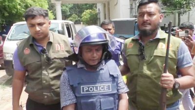 গ্রেফতারকৃত রবিউল ইসলাম নবাব