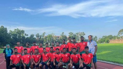 ক্যাম্পে অ্যাথলেটরা