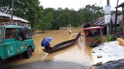 ডুবেছে বাঘাইছড়ি-বাঘাইঘাট সড়ক