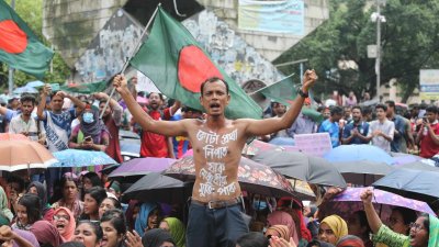 শনিবার পঞ্চম দিনের মতো চলছে কোটাবিরোধী আন্দোলন