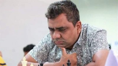 অকালেই ইহকাল ত্যাগ করেছেন জিয়া।