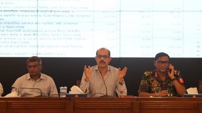 সভায়  মেয়র মো. আতিকুল ইসলামসহ অন্যরা