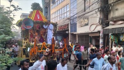 বগুড়ায় রথযাত্রার সময় বিদ্যুৎস্পৃষ্ট হয়ে পাঁচ জনের মৃত্যু