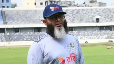 মুশতাক আহমেদ, ফাইল ছবি।