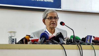 সংবাদ সম্মেলনে মির্জা ফখরুল