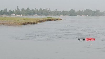 লালমনিরহাটে তিস্তার বুকে জেগেছে চর