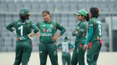 বাংলাদেশ নারী ক্রিকেট দল।
