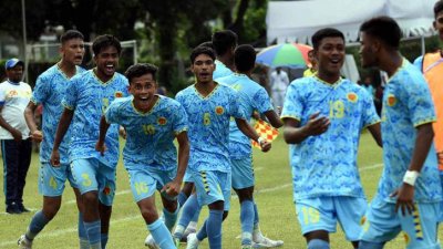 আবাহনীর জয় উদযাপন