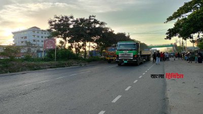 দুই ঘণ্টা অবরোধের পর ঢাকা-চট্টগ্রাম মহাসড়ক ছেড়েছেন কোটা সংস্কার আন্দোলনকারীরা