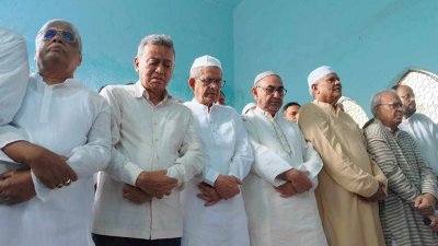 গায়েবি জানাজায় অংশগ্রহণ করেন বিএনপি নেতারা