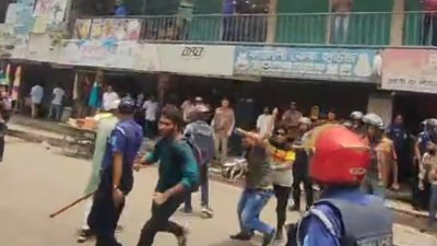 মুন্সীগঞ্জে শিক্ষার্থীদের ওপর ছাত্রলীগের হামলা