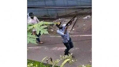 সামাজিক যোগাযোগমাধ্যমে ছড়িয়ে পড়া হামলার ছবি