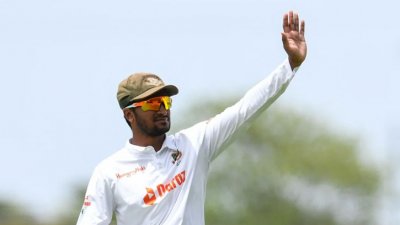 সাকিবের বিরুদ্ধে মামলা প্রসঙ্গে যা বললেন ফারুক