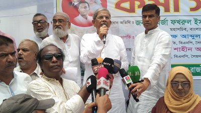 সৈয়দপুরে পথসভায় মির্জা ফখরুল ইসলাম আলমগীর