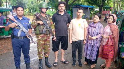 ঢাকা থেকে আসা ৭ বন্ধুর সঙ্গে ওই নারীও সাজেক ভ্রমণে যাচ্ছিলেন (ছবি: বাংলা ট্রিবিউন)