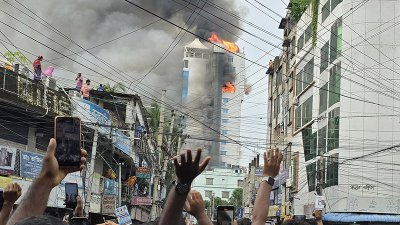 হোটেল জাবিরে আগুন
