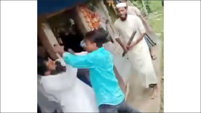 বহিষ্কৃত মুহতামিমকে পদে বসাতে এসে হামলার শিকার