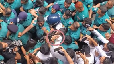 দীপু মনি ও জয়কে আদালতে আনা-নেওয়ার সময় এসব ঘটনা ঘটে