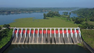 পানির চাপ না বাড়ায় রাঙামাটির কাপ্তাই জলবিদ্যুৎ কেন্দ্রের জলকপাট খোলা হয়নি