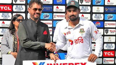 মুশফিকের মতোই পুরস্কারের টাকা বন্যার্তদের দিলেন লিটন